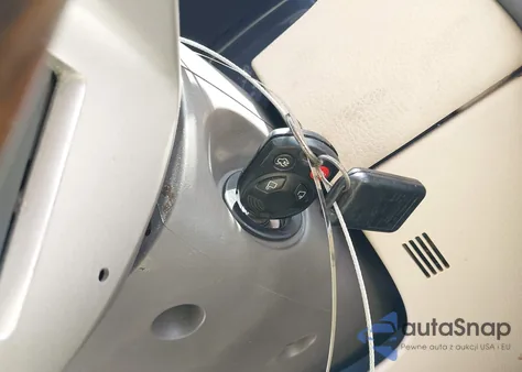 2010 Lincoln Mkx из США, поврежденный, VIN 2LMDJ6JC6ABJ25627